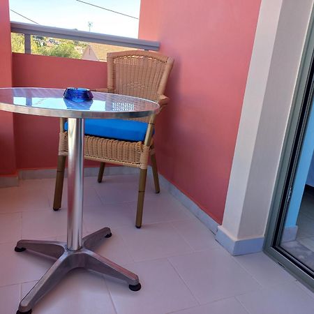 Porto-Fino Ξενοδοχείο Αρίλλας Εξωτερικό φωτογραφία